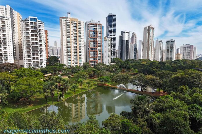 Goiânia - Parque Flamboyant Goiânia - Parque Flamboyant