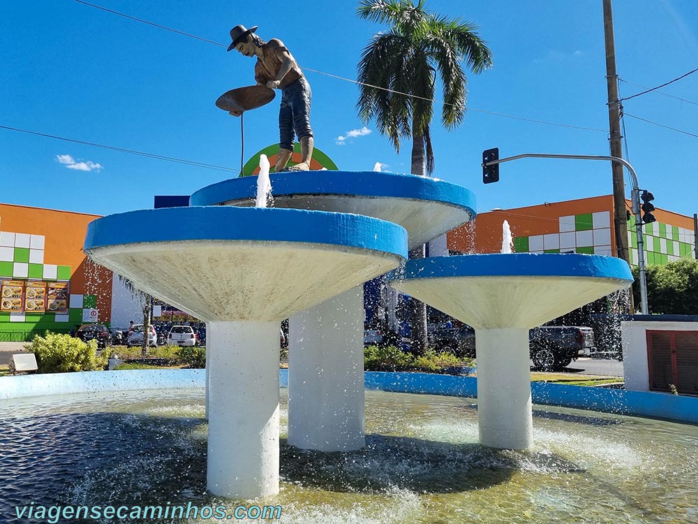 Praça do Garimpeiro - Barra do Garças MT