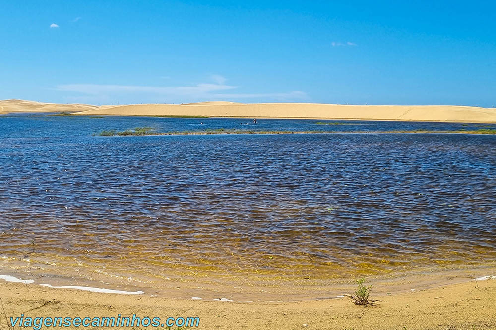 Lagoa nos Pequenos Lençóis de Paulino Neves