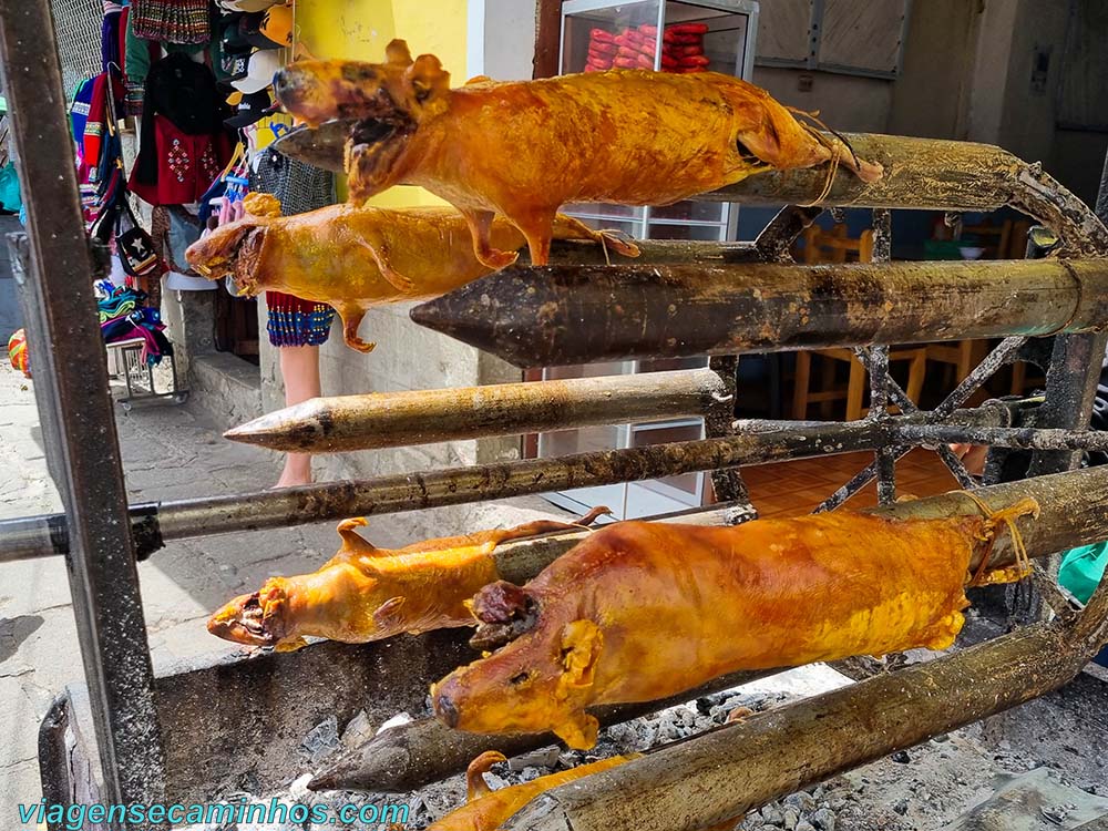 Cuy (porquinho-da-Índia) prato típico do Equador