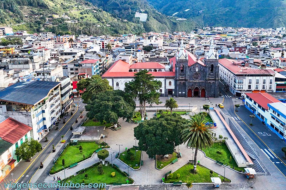 Praça Central de Baños - Equador
