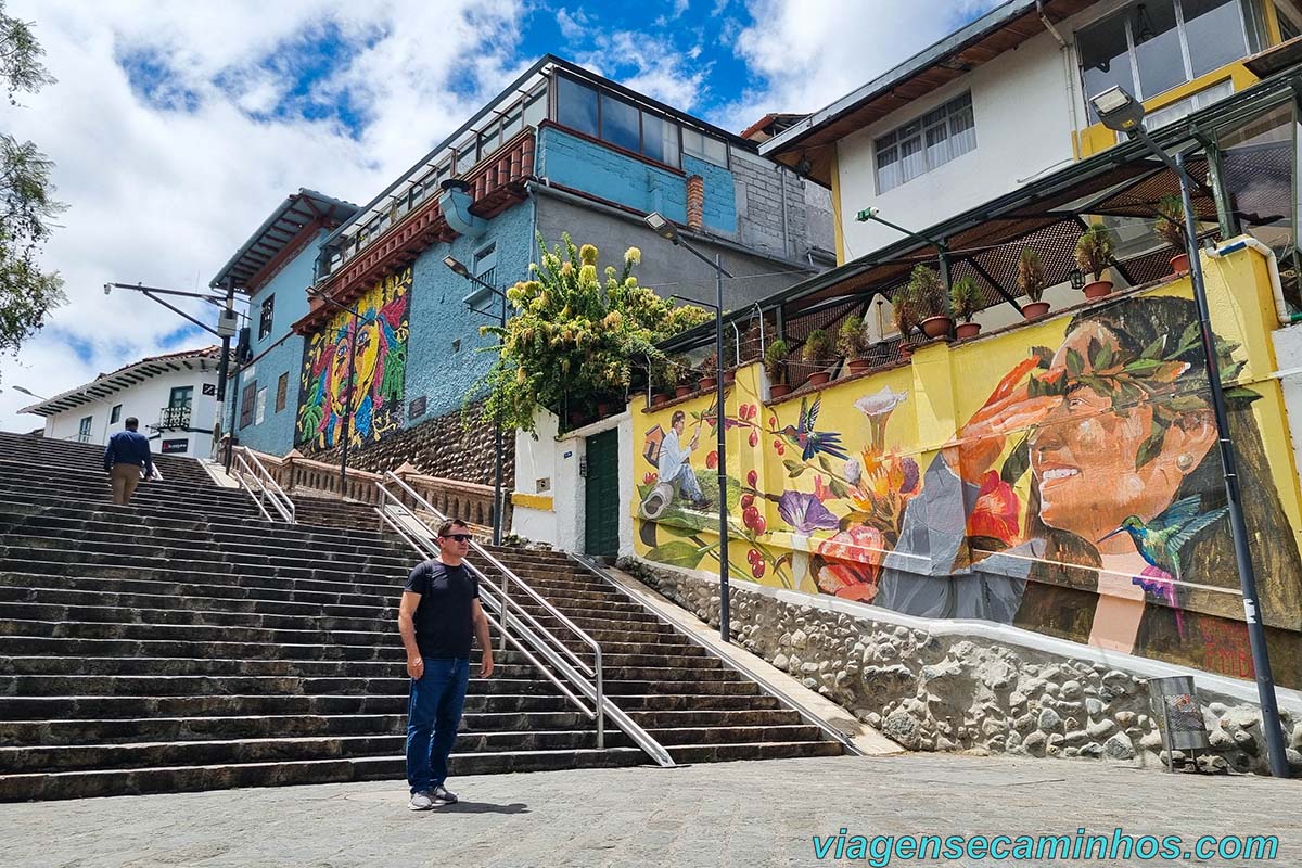 Escalinata Francisco Sojos Jaramillo - Cuenca, Equador