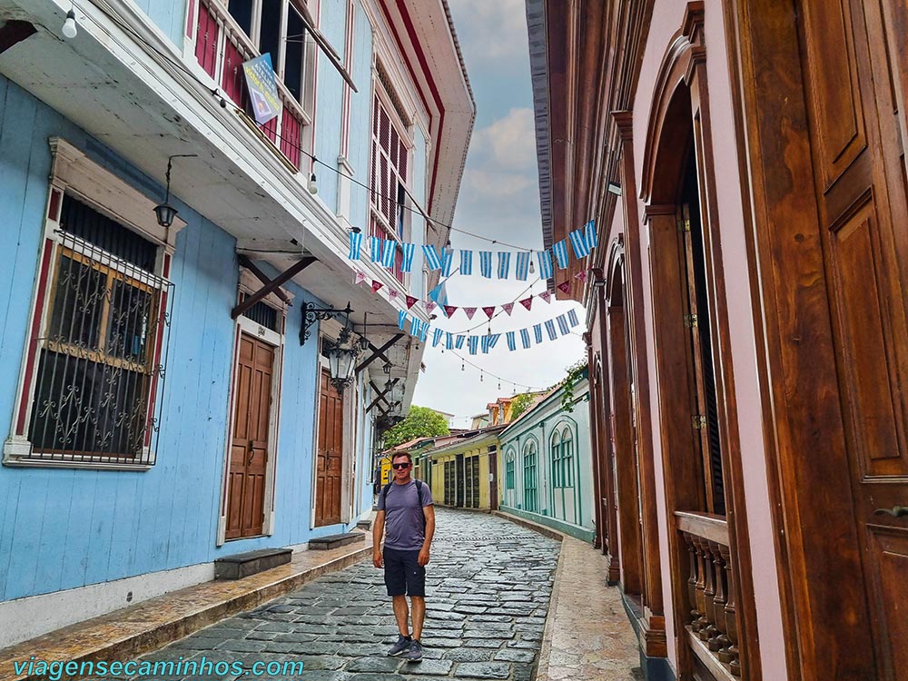 Guayaquil - Calle Numa Pompillo Llona