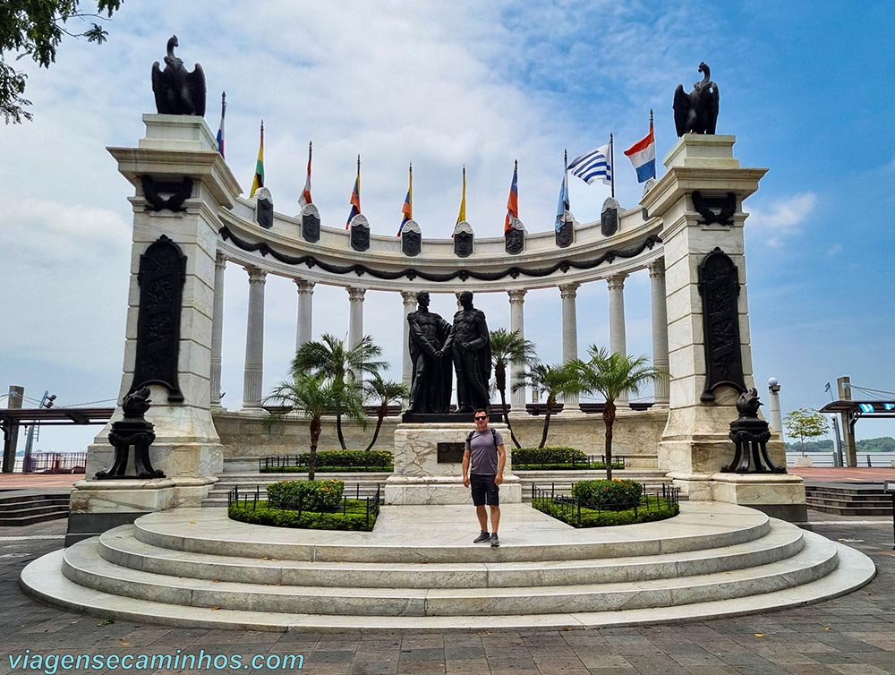 Monumento Hemicicle De La Rotonda no Malecón 2000 - Guayaquil