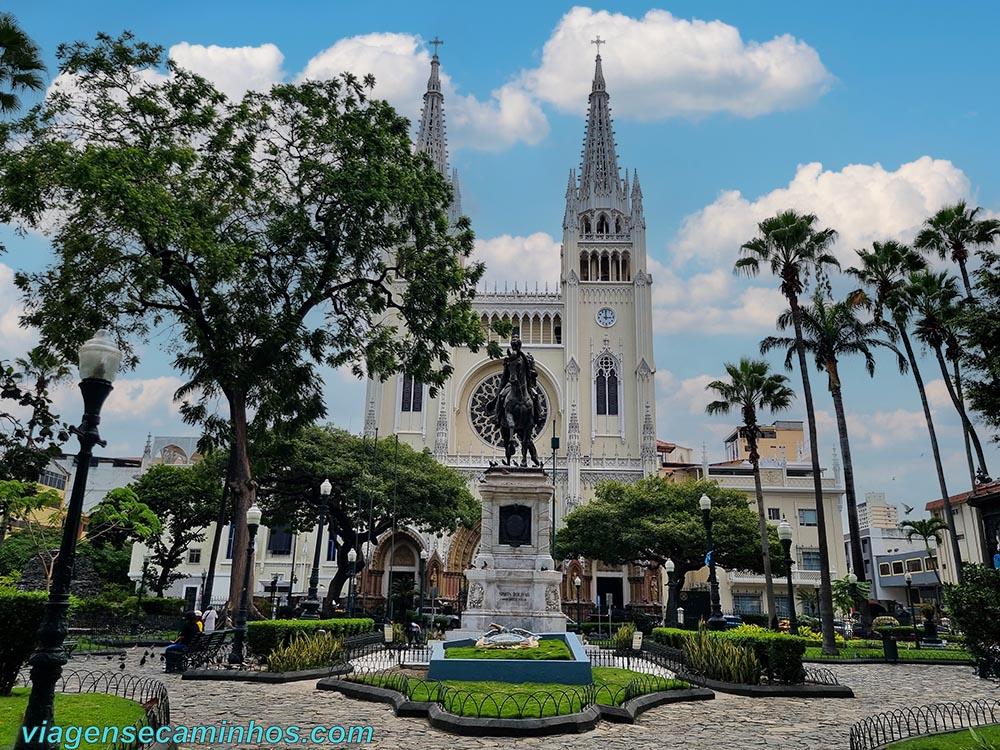 Parque Seminário e Catedral de Guayaquil
