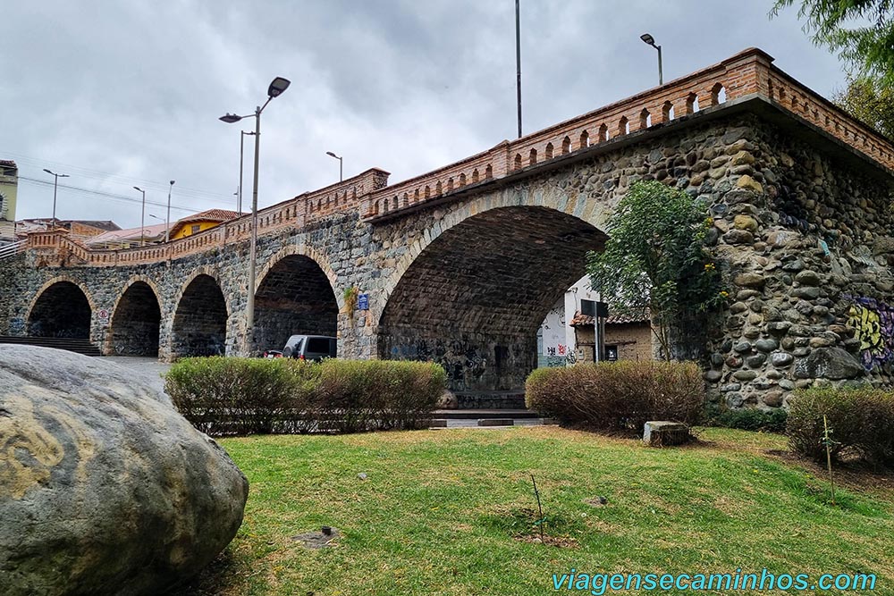 Puente Roto - Cuenca, Equador